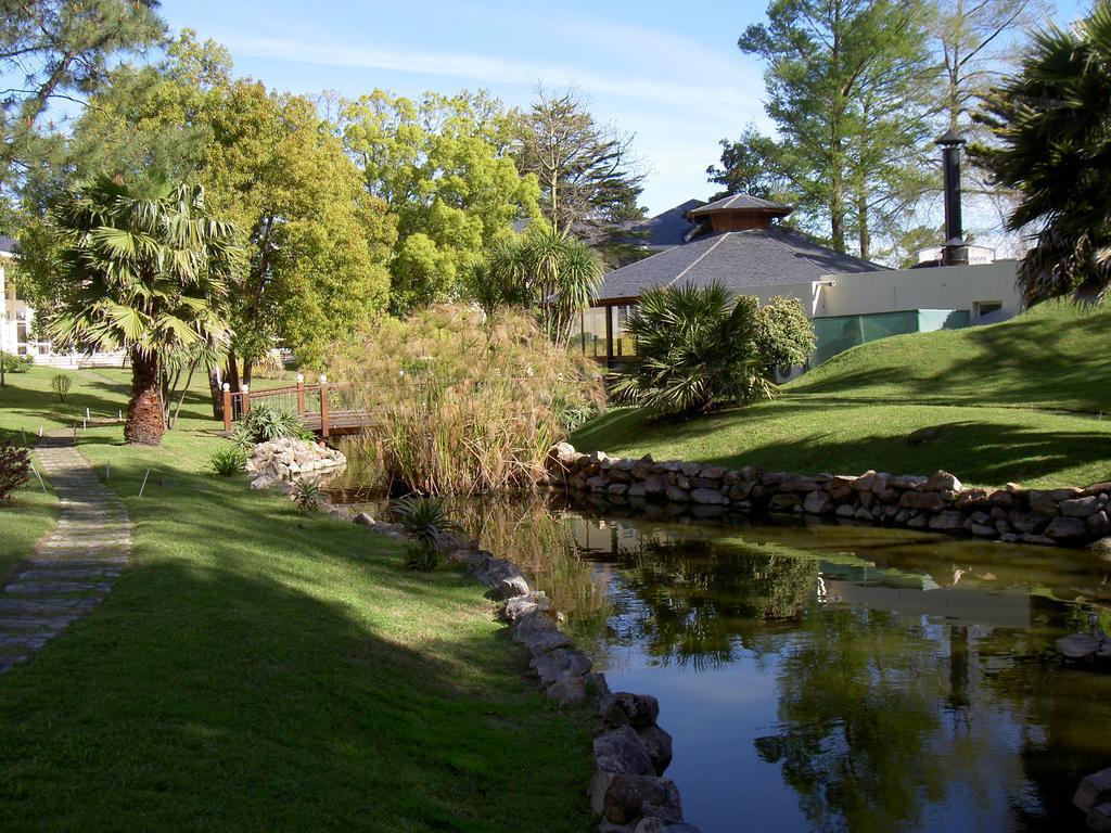 Parque Hotel Jean Clevers Punta del Este Exterior photo The stream in the park